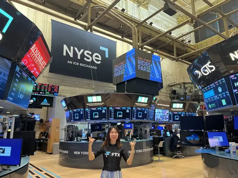 Constance Wang représente FTX à la Bourse de New York.