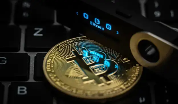 Дыра, проделанная дилером — Tapbit News
